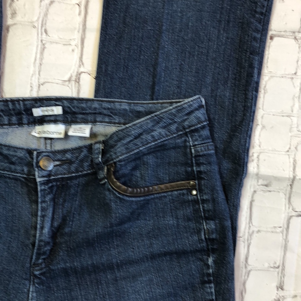 Liz Clairborne Blue Jeans Mid Rise Straight Leg Size 10 - Picture 2 of 7